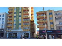 Osmaniye’de polis boşaltılan binaların çevresinde nöbet tutmaya başladı