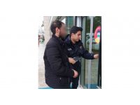 Akrabasını baltayla ağır yaralayan şahıs tutuklandı