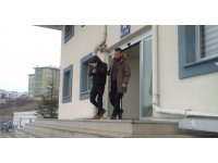 Randevu için yardım etmeyen doktorun aracı diye başka araca zarar verdi