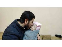 Enkazdan kurtarılan Fatma bebek, Şanlıurfa’daki amcasına teslim edildi