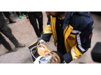 Depremden 260 saat sonra enkazdan sağ çıkarıldı, depremzedenin elindeki tesbih dikkat çekti