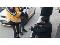 Elazığ’da otomobilin çarptığı yaya yaralandı