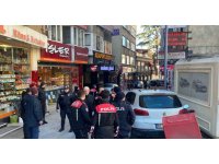 Trabzon’da silahlı kavganın görüntüleri güvenlik ve cep telefonu kameralarına yansıdı