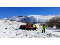 Trafik kazasında yaralanan sürücü hastanede hayatını kaybetti