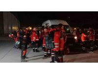 Hatay’daki arama kurtarma çalışmalarına katılan 32 itfaiyeci İstanbul’a döndü