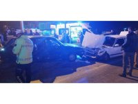 Fethiye’de iki otomobilin çarpıştığı kazada 10 kişi yaralandı