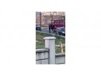 Ateş açtığı pompalı tüfeği kafasına dayadı