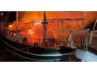 Bodrum’da tekneler alev alev yandı