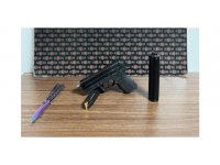 Muğla’da bir araçta tabanca ve susturucu ele geçirildi