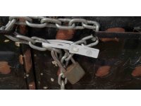 Aksaray’da depremde hasar gören 3 okul mühürlendi