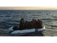 Ayvalık açıklarında 9 düzensiz göçmen kurtarıldı