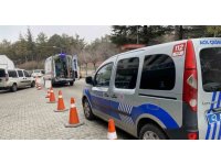 Otomobilin çarptığı 8 aylık hamile kadın hayatını kaybetti