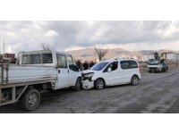 Batman’da trafik kazası, iki araç kafa kafaya çarpıştı