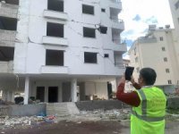 Antalya Büyükşehir Belediyesi ekipleri sahada hasar tespit çalışmalarını sürdürüyor