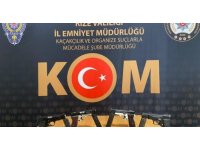 Rize’de aracında el yapımı tabancalar yakalanan şahıs tutuklandı