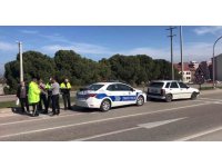 Bandırma’da otomobilin çarptığı yaşlı kadın yaralandı