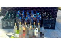 Evinde ürettiği sahte içkileri pazarda satan şüpheli yakalandı