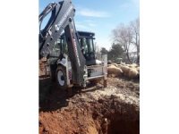 Pursaklar Belediyesi tüm birimleriyle deprem bölgesinde çalışmalarını yürütüyor