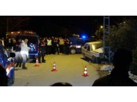 Otomobil elektrik direğine çarptı, sürücü hayatını kaybetti