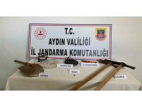 Kaçak kazı yapan 3 şüpheli jandarma tarafınsan suçüstü yakalandı