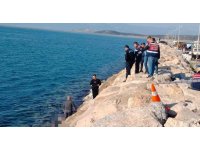 Balık tutarken denize düşen şahıs hayatını kaybetti