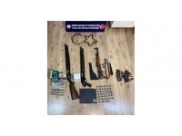 Mersin’de 3 adet ruhsatsız silah ele geçirildi