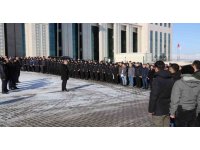 300 polis dualarla yardım için deprem bölgesine gönderildi