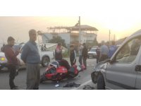 Kazada savrulan motosiklet sürücüsünü taktığı kask kurtardı