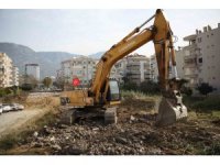 Mahmutlar Ahmet Yatmaz Caddesi sahil yoluna bağlanıyor