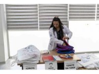 Mersin’de depremzede öğrencilere kırtasiye desteği