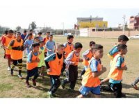 Seyhan’da spor okulları kaldığı yerden devam ediyor