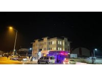 5 katlı binanın çatısına çıkan kişiyi polis ikna etti