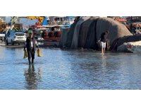 Denizin taştığı İskenderun’da son durum görüntülendi