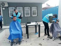 Dulkadiroğlu’nda depremzedelere tıraş hizmeti