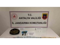 Alanya’da jandarmadan uyuşturucu operasyonu: 3 gözaltı