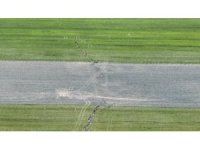 Depremin büyüklüğünü fay hattının kırıklığı gözler önüne serdi, kilometrelerce uzanan fay kırığı böyle görüntülendi