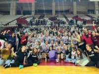 Döşemealtı’nın nar taneleri Antalya şampiyonu