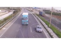 Deprem yardımlarını çalıp, satmışlar