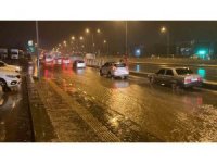 Sağanak nedeniyle kapatılan Kahramanmaraş-Kayseri çevre yolu kontrollü trafiğe açıldı