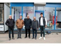 Depremzede gözlükçüler konteynerlerde mesaiye başladı