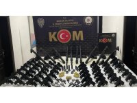 Mersin’de 12’si suikast tabancası 84 silah ele geçirildi
