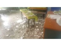 Okulda tavan sıvası düştü, 2 öğrenci yaralandı