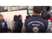 Antalya’da hamamda kaçak çalışanlara polis baskını