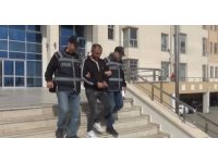 Aranan şahıs sahte kimlikle yakalandı