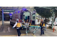 Tramvayın altında kalan genç kızın yardımına ekipler koştu