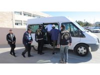 Antalya’da 45 ekip 112 personelle firari şahıslara eş zamanlı operasyon