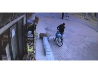 Antalya’da bisikletli mutfak tüpü hırsızı, esnafın korkulu rüyası oldu