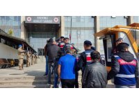 Mersin’de jandarmanın düzenlediği kökünü kurutma operasyonunda 25 tutuklu