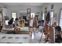 Resim kursuyla rehabilite oluyorlar