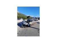 Burdur’da trafik kazası: 6’sı çocuk 13 yaralı